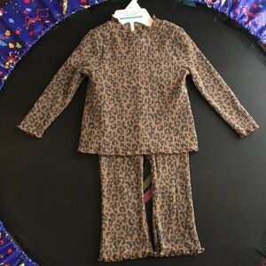 Old Navy Brown Leopard Print Outfit